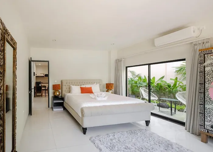 Luna Rosa 1br Near